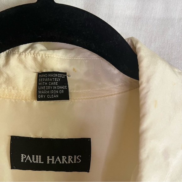 Paul Harris, Collared Women’s Beige Button up Silk Shirt, Size Small - Picture 8 of 8